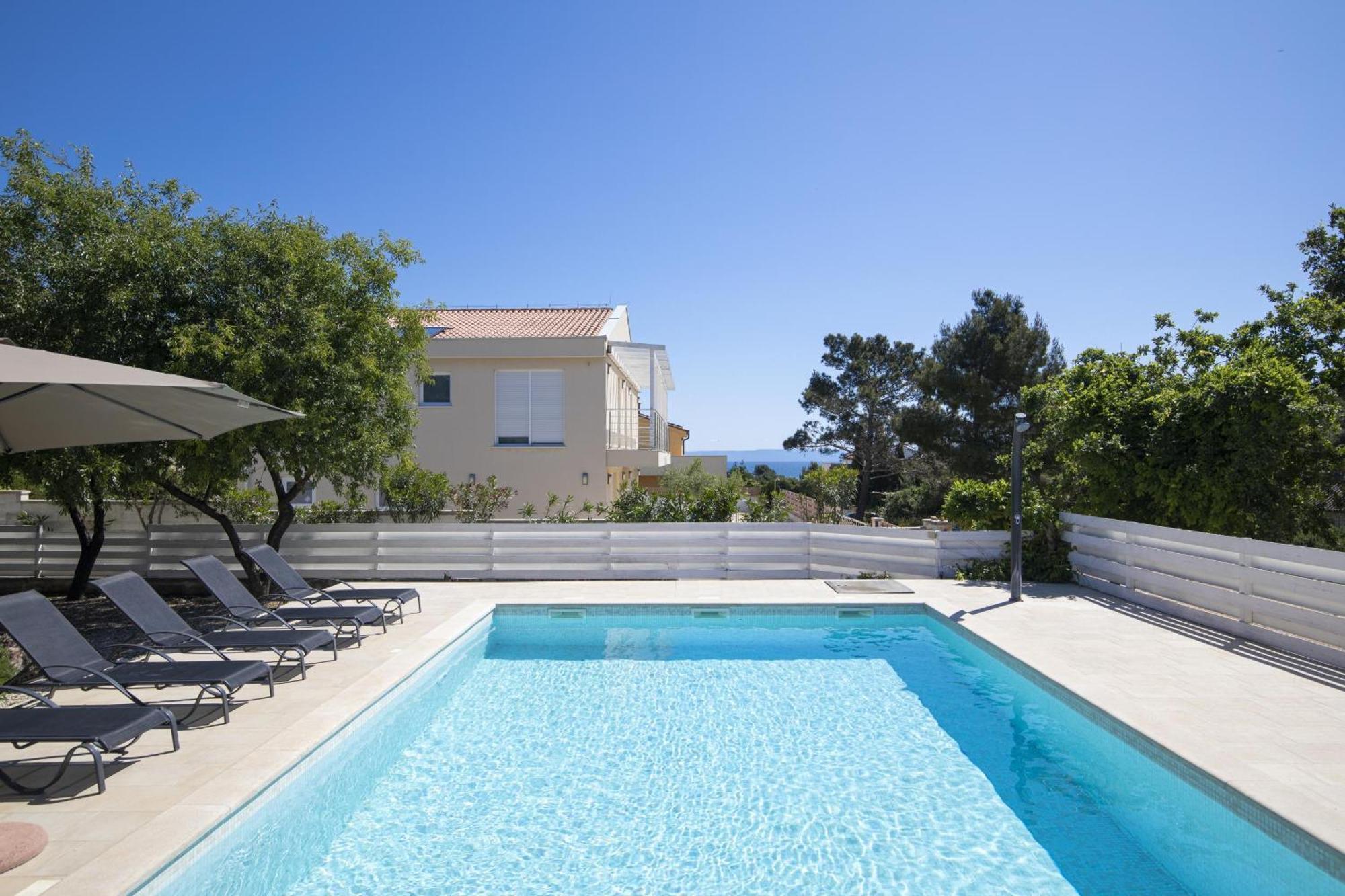 Villa Bella - Beautiful And Modern House With Pool, Souna, Jacuzzi & Playground, Liznjan - Istra Zewnętrze zdjęcie